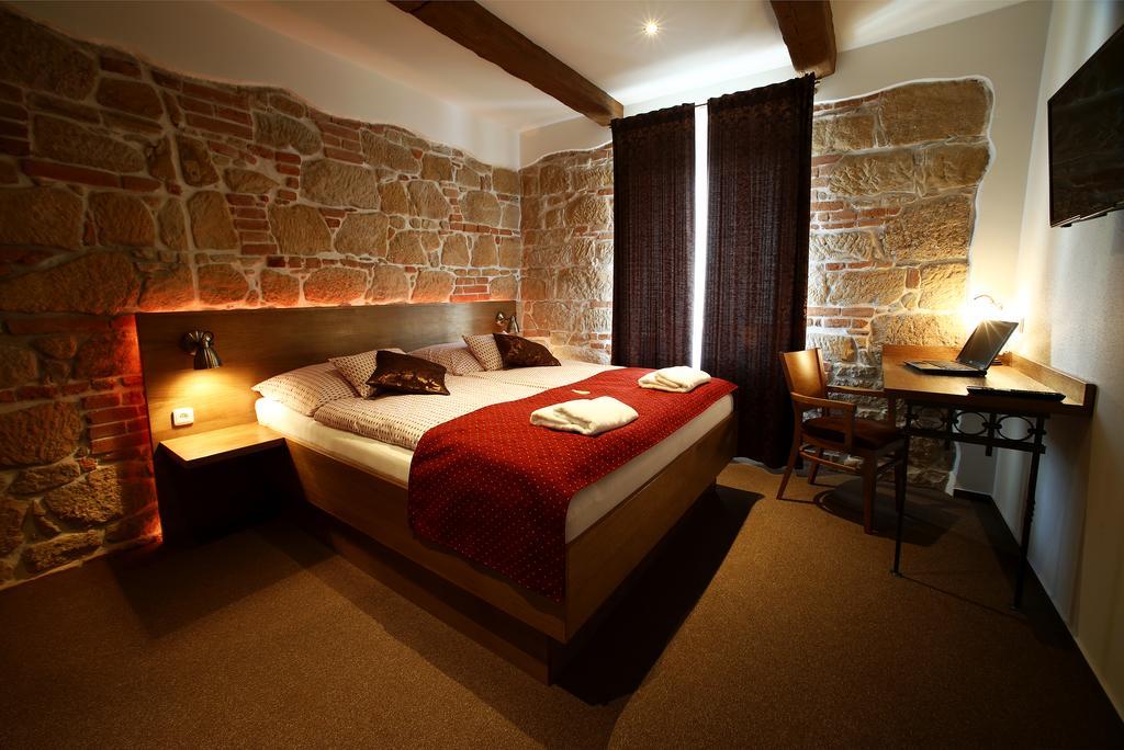 Apartments & Suites Zluta Hruska Plzeň Dış mekan fotoğraf
