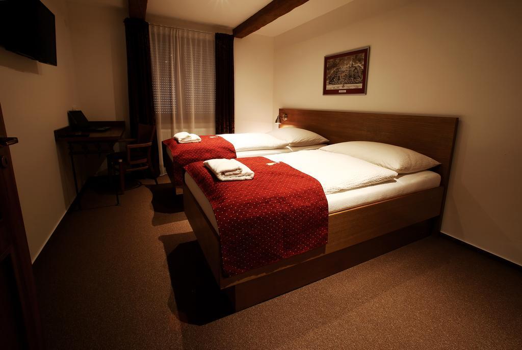 Apartments & Suites Zluta Hruska Plzeň Dış mekan fotoğraf