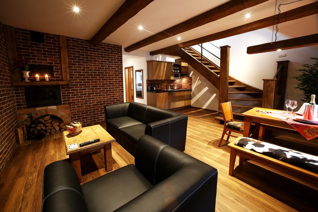 Apartments & Suites Zluta Hruska Plzeň Dış mekan fotoğraf