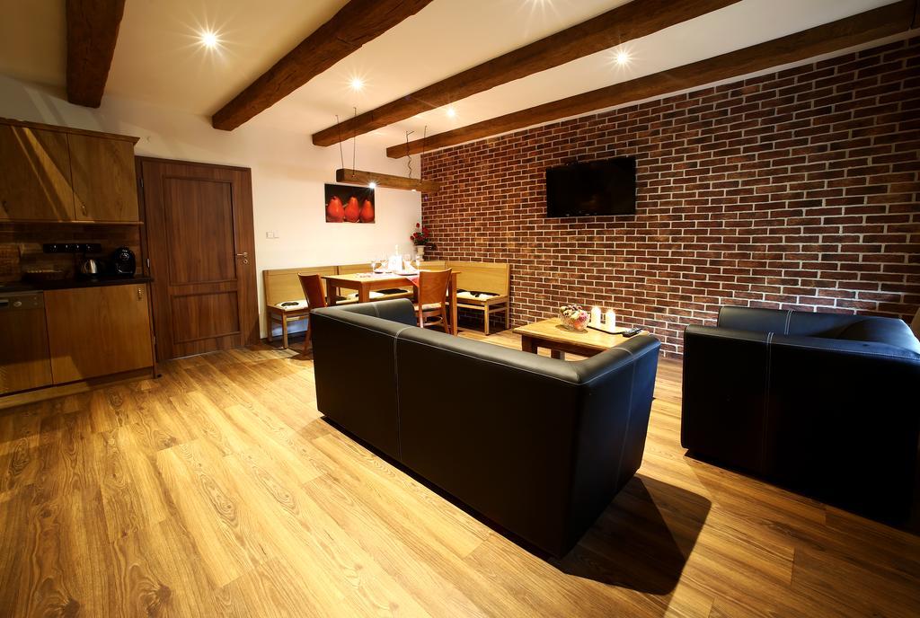 Apartments & Suites Zluta Hruska Plzeň Dış mekan fotoğraf