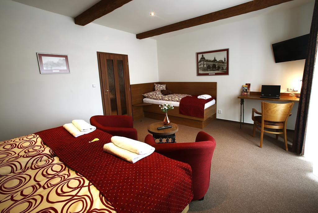 Apartments & Suites Zluta Hruska Plzeň Dış mekan fotoğraf