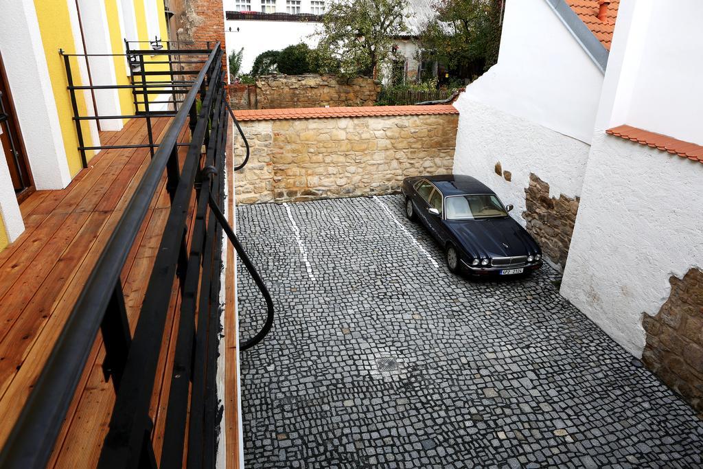 Apartments & Suites Zluta Hruska Plzeň Dış mekan fotoğraf